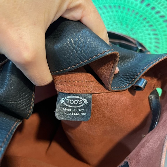 Tod’s Bucket Bag - Picture 2 of 13